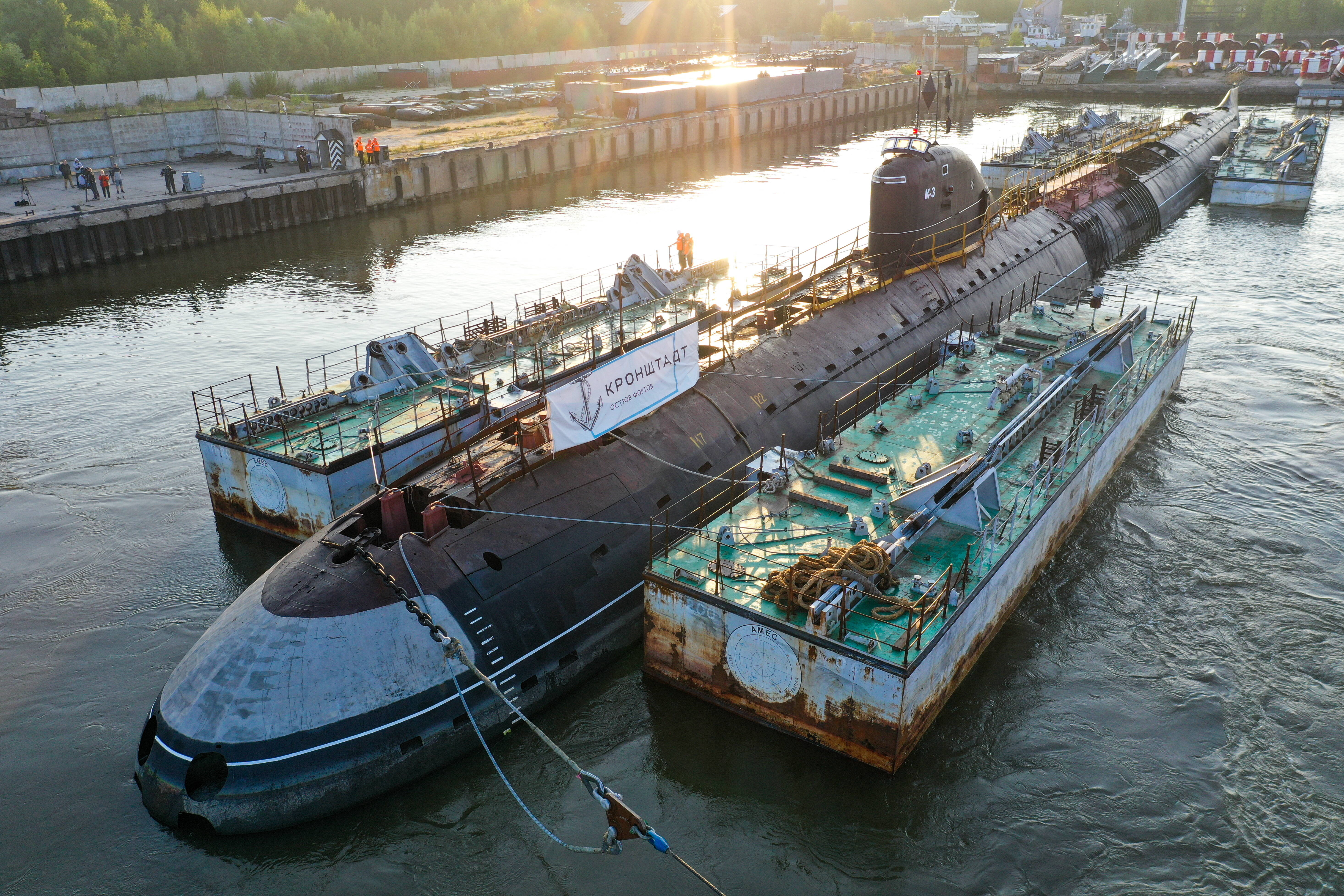 Putin baut Russlands Atom-U-Boot-Flotte aus - sie sind eine Erstschlagwaffe! Die NATO schlägt Alarm!
