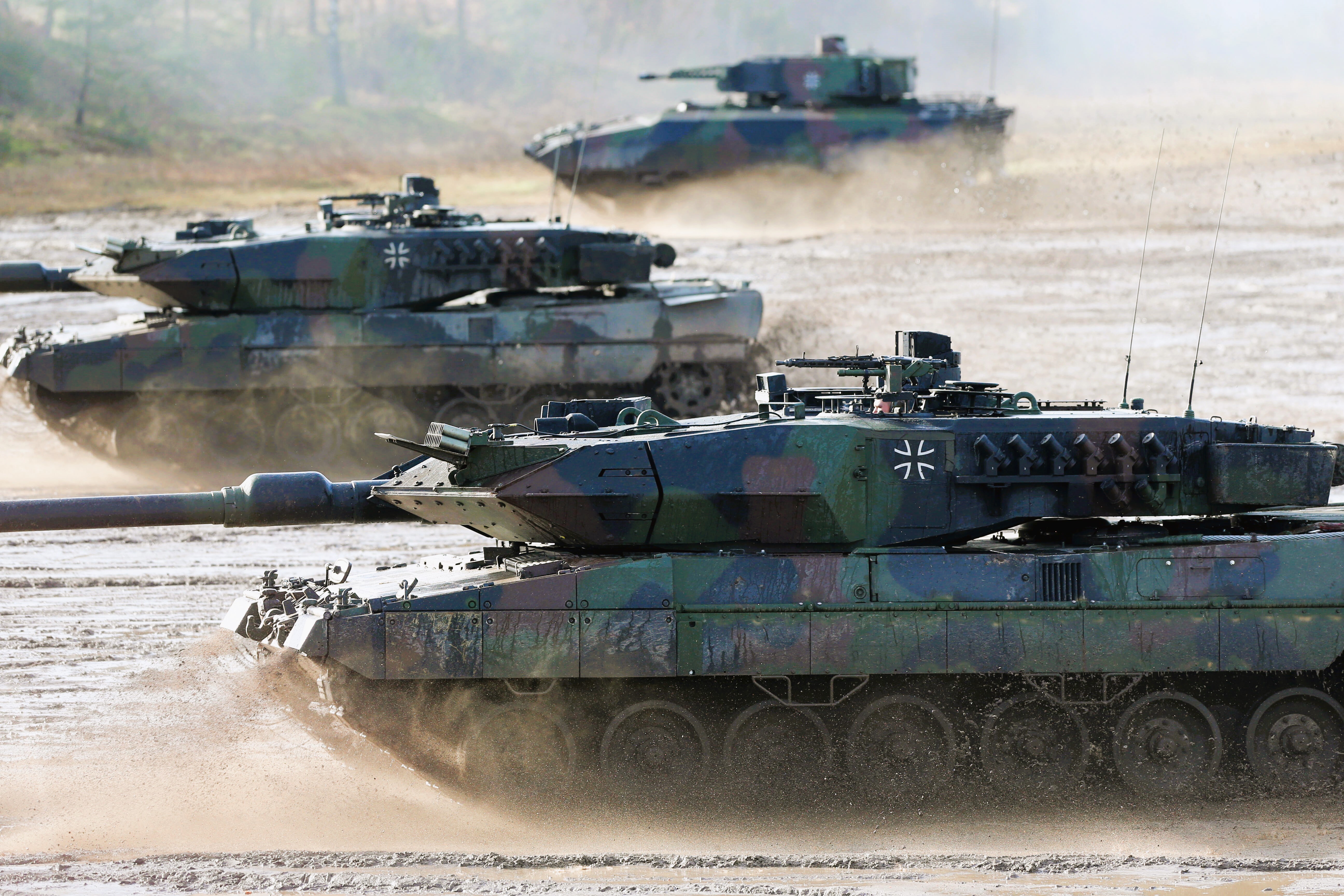 Peinlich! Keine neuen Panzer für die Bundeswehr – Jetzt wird erst einmal Ungarn beliefert