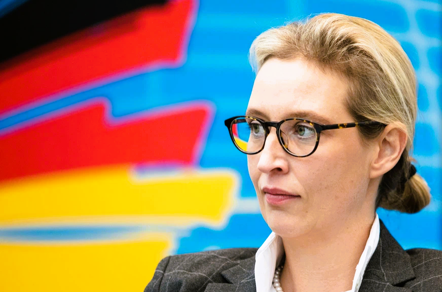 Umfrage-Hammer! AFD bald stärker als die SPD - sind die Grünen Schuld an der AFD-Stärke?